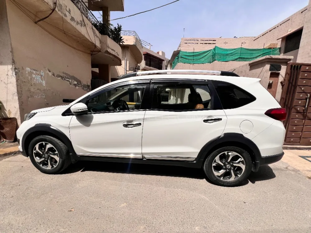 Honda BR-V 2017 for Sale in Lahore Image-1