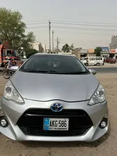 Toyota Aqua L 2015 for Sale