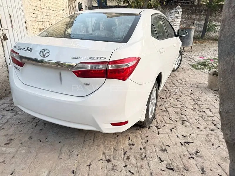 Toyota Corolla 2017 for Sale in Sialkot Image-1