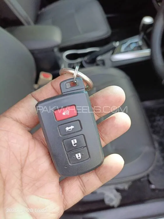 Toyota Corolla 2019 for Sale in Karachi Toyota Corolla 2019 for Sale in Karachi Image-13