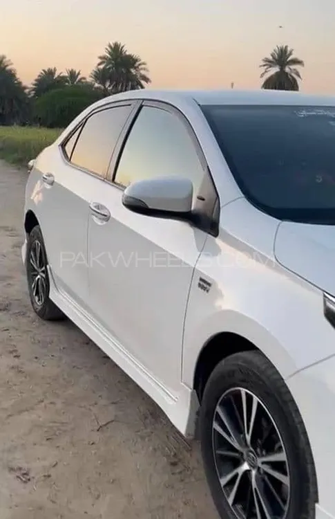 ٹویوٹا کرولا 2021 for Sale in میانوالی Image-1