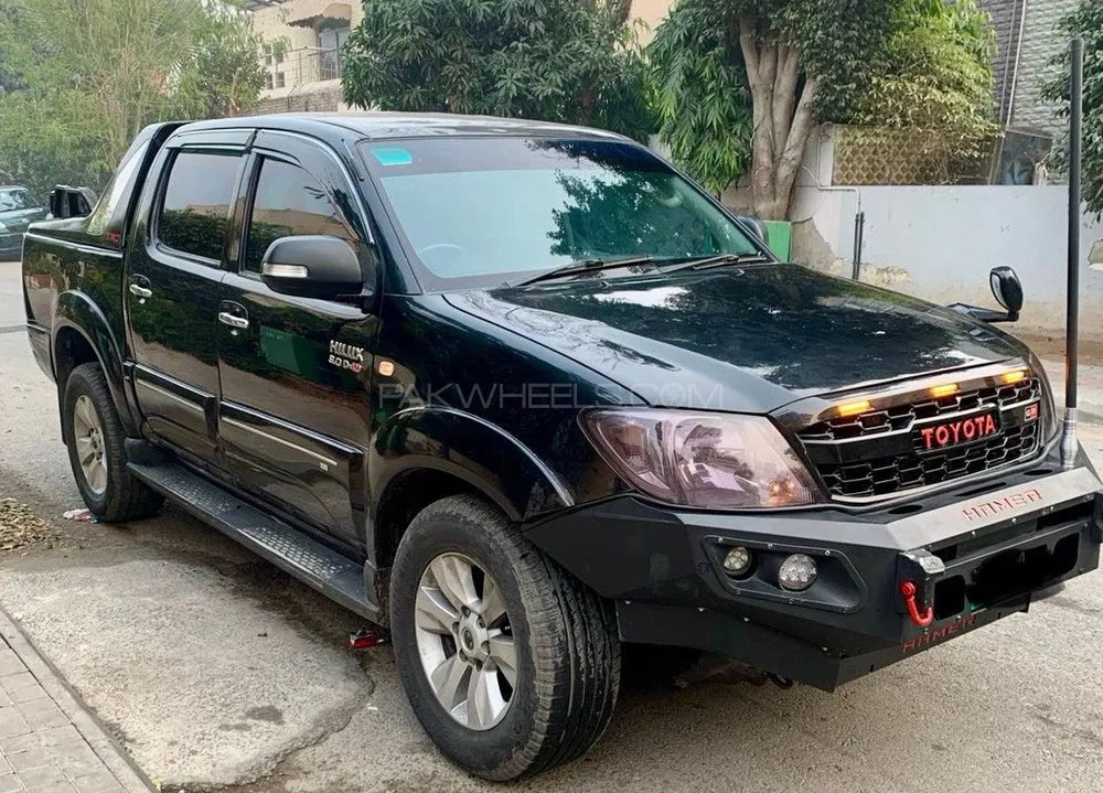 Toyota Hilux 2009 for Sale in Lahore Toyota Hilux 2009 for Sale in Lahore Image-5