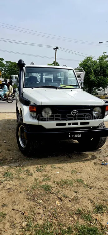 Toyota Land Cruiser 1993 for Sale in Islamabad Image-1