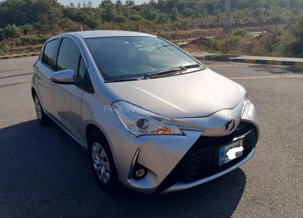 Toyota Vitz 2019 for Sale in Wah cantt Image-1