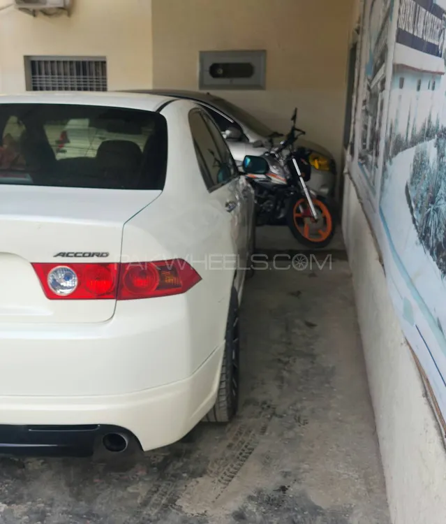 Honda Accord 2002 for Sale in Lahore Image-1