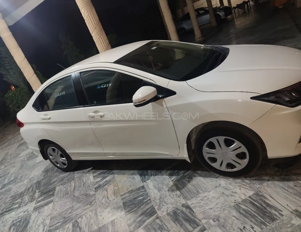 Honda City 2023 for Sale in Lahore Image-1