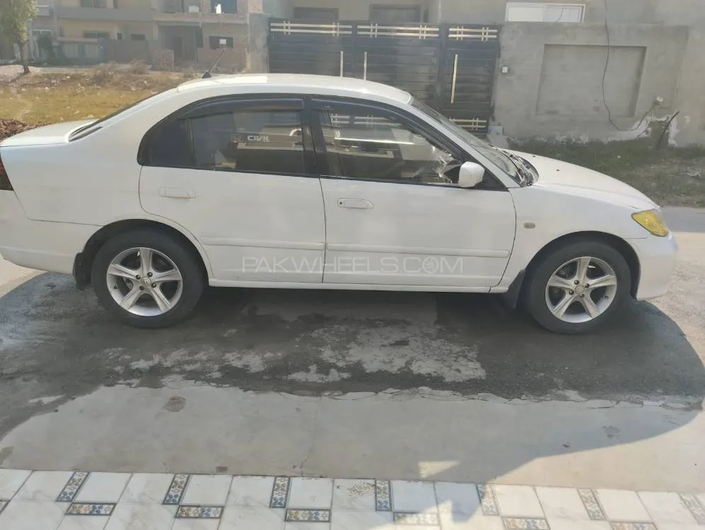 Honda Civic 2005 for Sale in Lahore Image-1