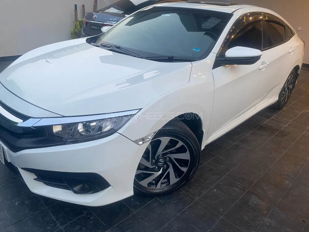 Honda Civic 2016 for Sale in Lahore Image-1