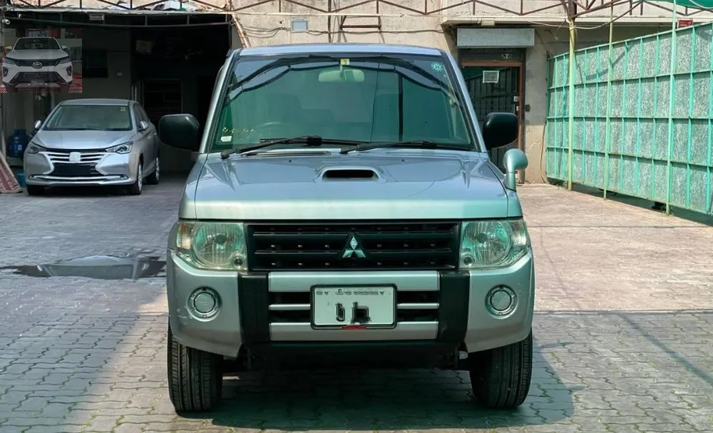 Mitsubishi Pajero Mini 2012 for Sale in Lahore Image-1