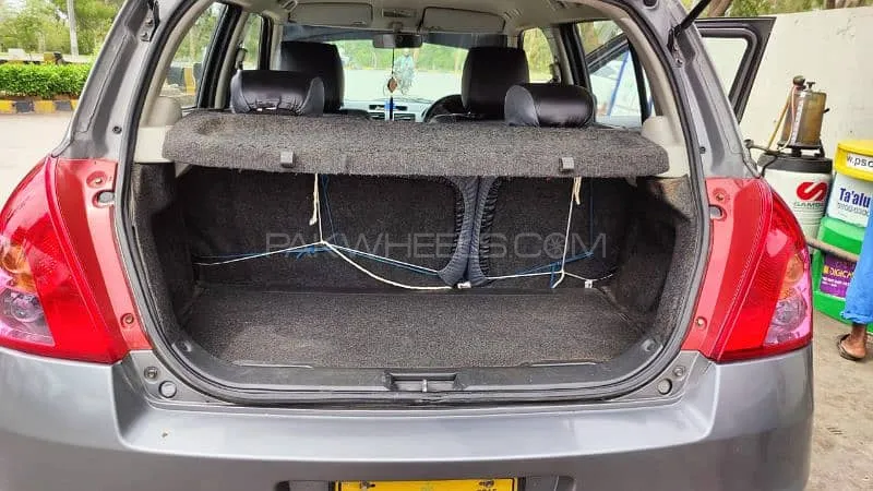 Suzuki Swift 2015 for Sale in Burewala Image-1