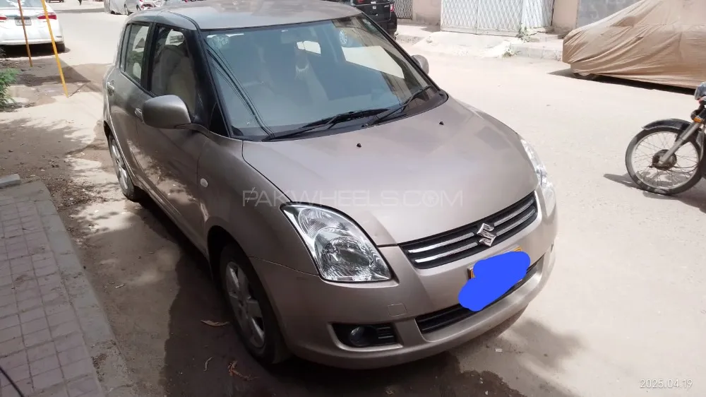 سوزوکی سوئفٹ 2015 for Sale in کراچی Image-1