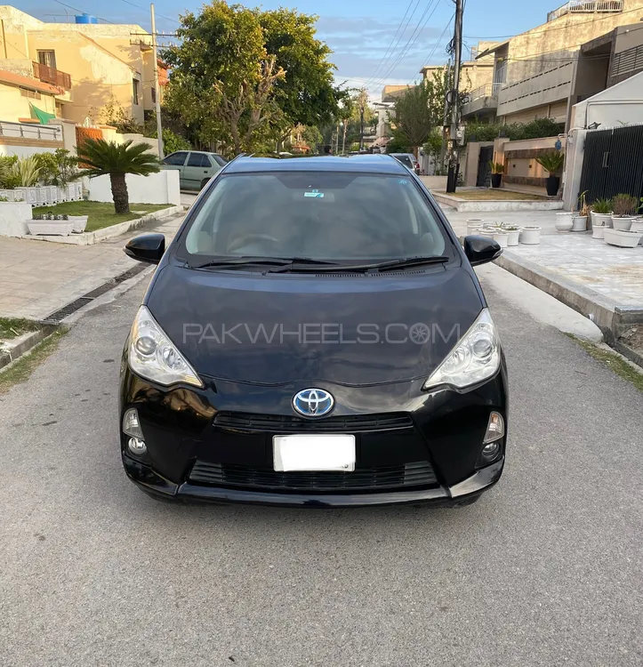 Toyota Aqua 2013 for Sale in Islamabad Image-1