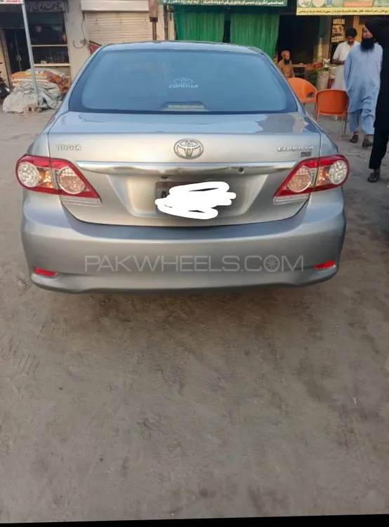 Toyota Corolla 2011 for Sale in Chowk azam Image-1