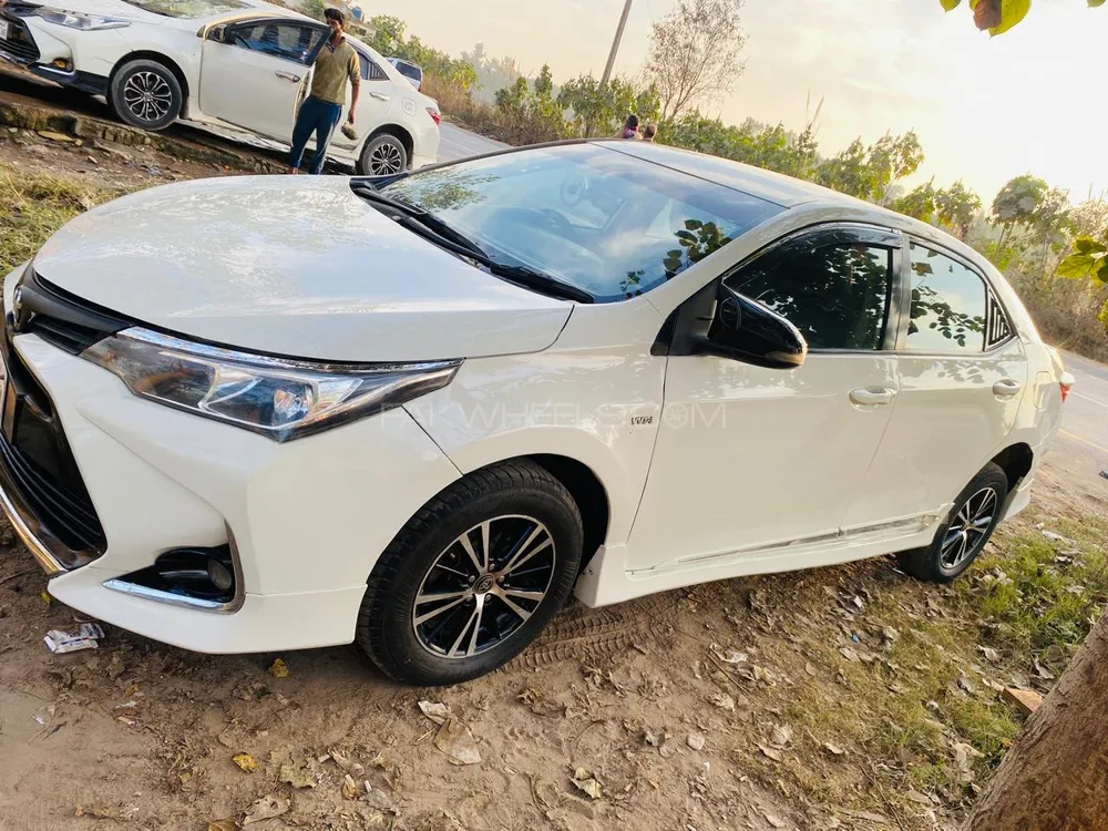 Toyota Corolla 2016 for Sale in Sialkot Image-1