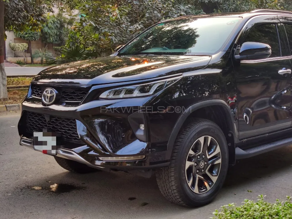 Toyota Fortuner 2023 for Sale in Lahore Image-1