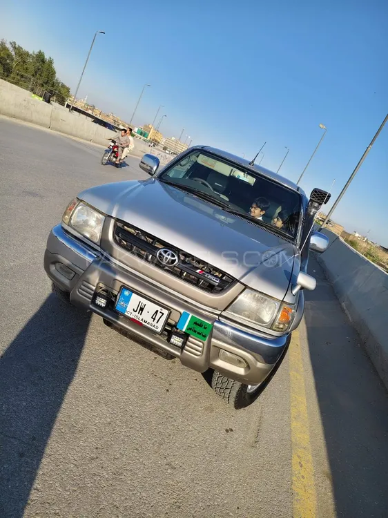 Toyota Hilux 2003 for Sale in Peshawar Image-1