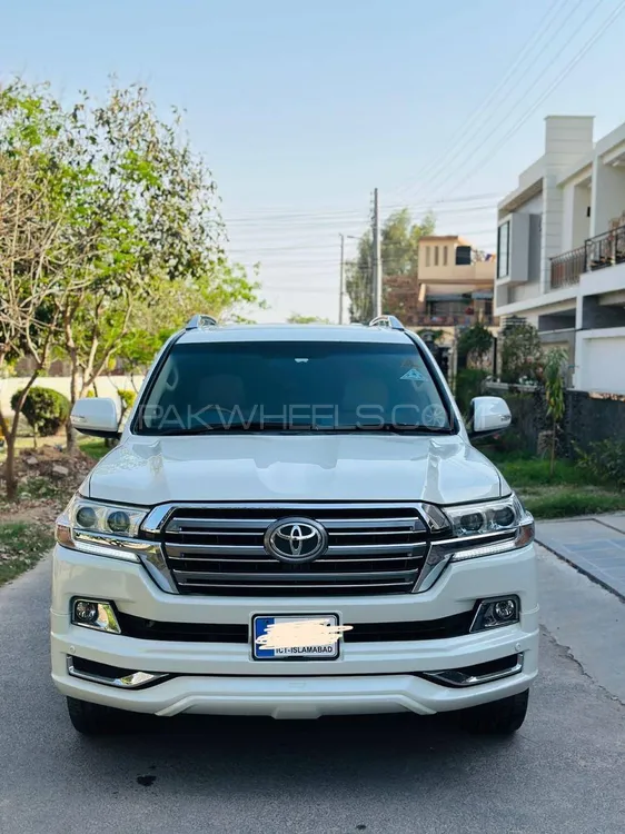 Toyota Land Cruiser 2012 for Sale in Multan Image-1
