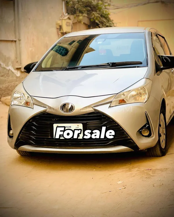 Toyota Vitz 2018 for Sale in Multan Image-1