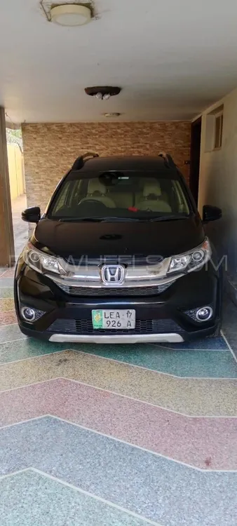 Honda BR-V 2017 for Sale in Burewala Image-1
