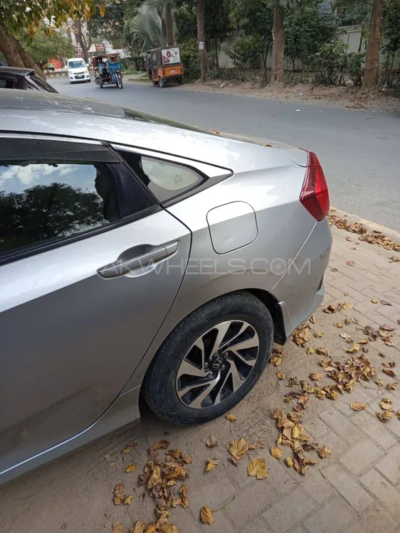 ہونڈا سوک 2016 for Sale in لاہور Image-1