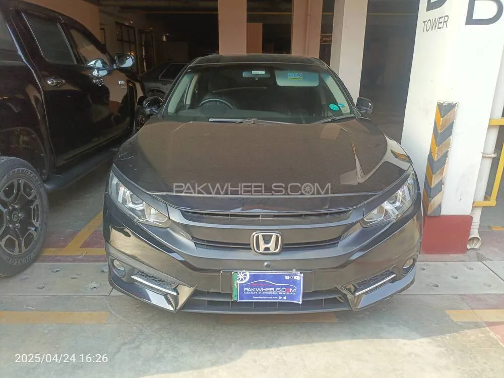 Honda Civic 2018 for Sale in Lahore Image-1