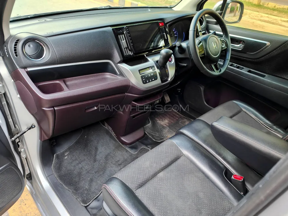Honda N Wgn 2014 for Sale in Lahore Honda N Wgn 2014 for Sale in Lahore Image-2