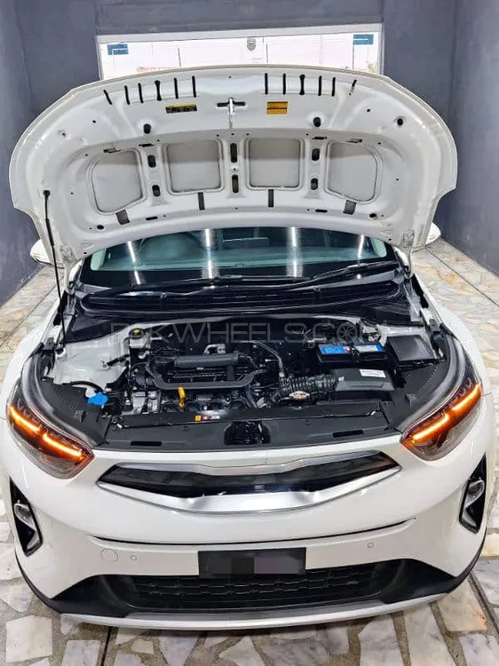 KIA Stonic 2025 for Sale in Peshawar Image-1