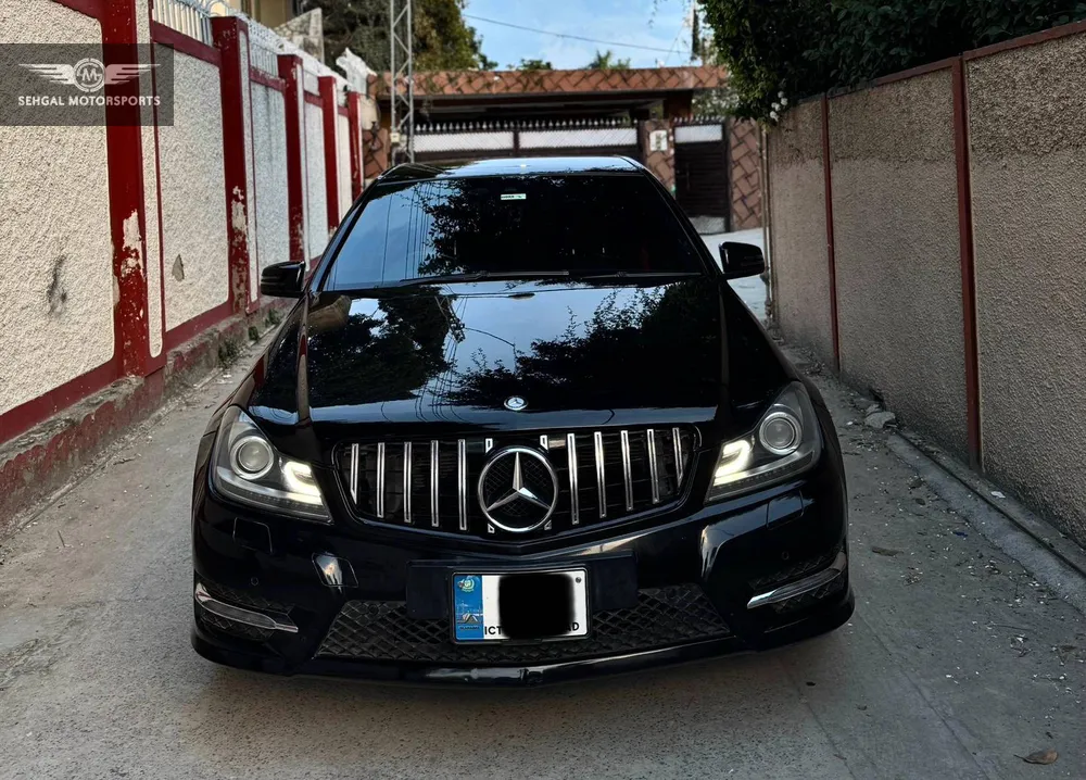 Mercedes Benz C Class 2012 for Sale in Islamabad Image-1