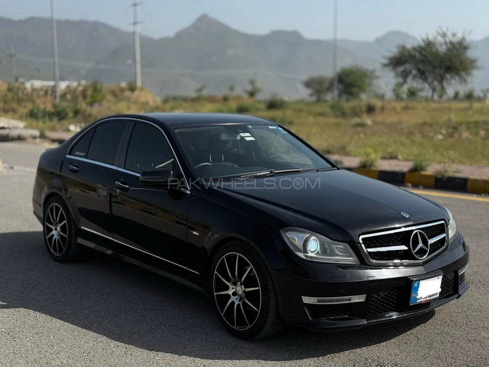Mercedes Benz C Class 2012 for Sale in Islamabad Image-1