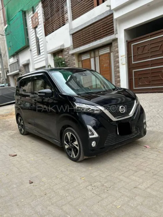 Nissan Dayz Highway Star 2019 for Sale in Karachi Image-1