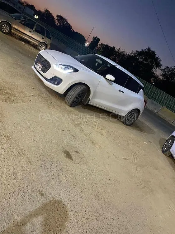 Suzuki Swift 2023 for Sale in Karachi Image-1