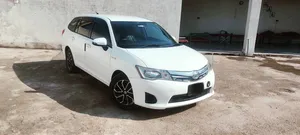 Toyota Corolla Fielder Hybrid G 2014 for Sale