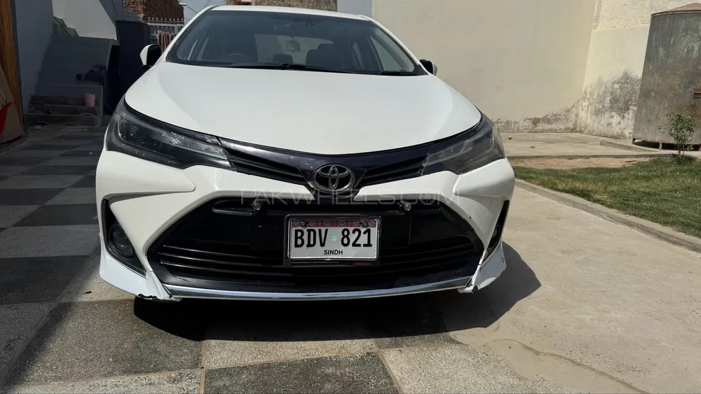 Toyota Corolla 2015 for Sale in Okara Image-1