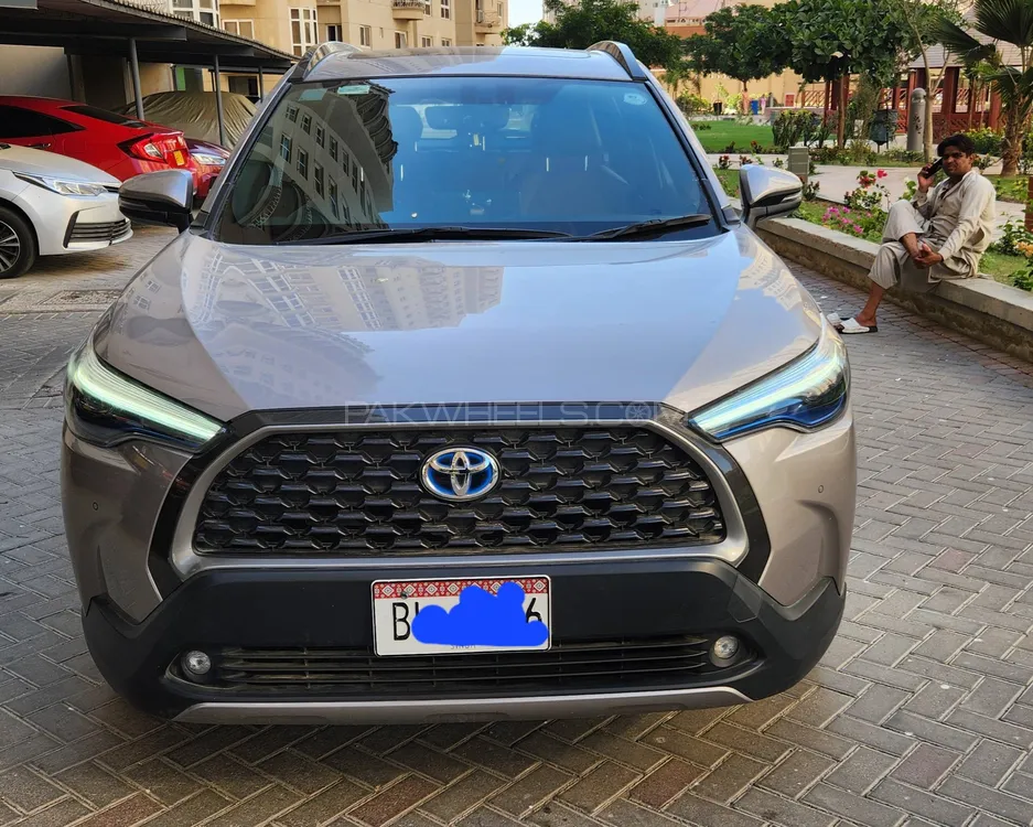 Toyota Corolla Cross 2024 for Sale in Karachi Image-1