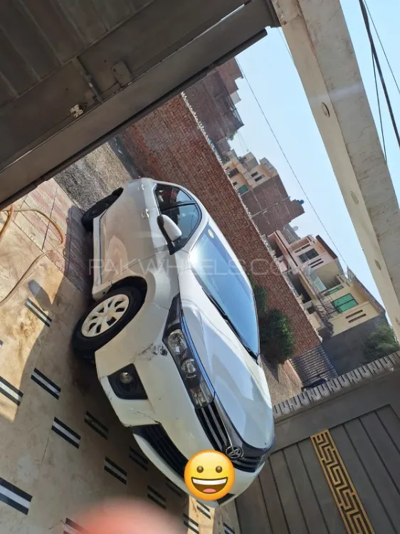 Toyota Corolla 2016 for Sale in Multan Image-1