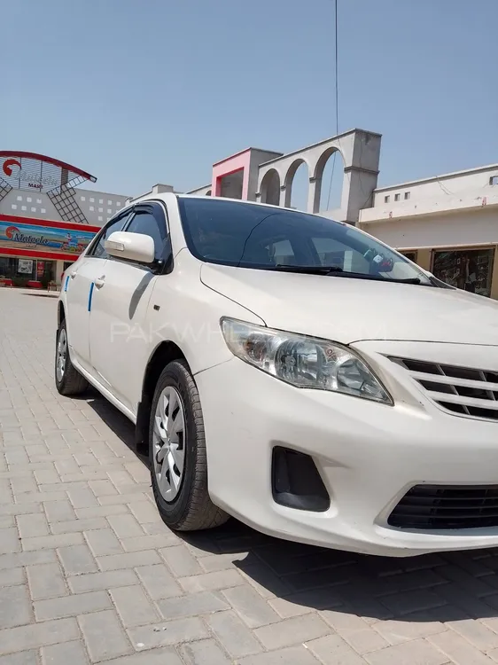 Toyota Corolla 2012 for Sale in Kot Momin Image-1