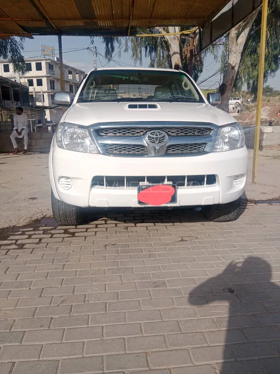 Toyota Hilux 2006 for Sale in Islamabad Image-1