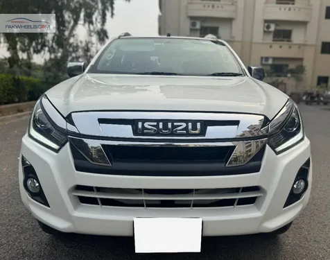 Used Isuzu D-Max V-Cross Automatic 3.0 2020
