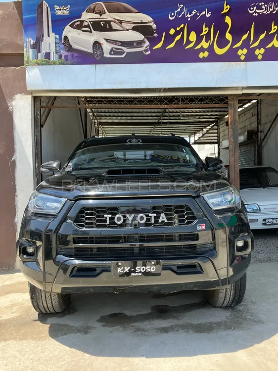 Toyota Hilux 2017 for Sale in Attock Image-1