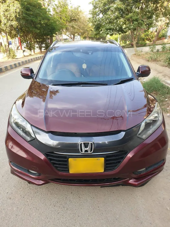 Honda Vezel 2015 for Sale in Karachi Image-1
