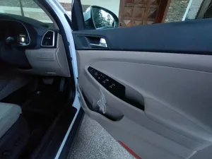 Hyundai Tucson FWD A/T GLS 2024 for Sale
