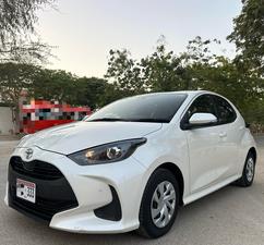 TOYOTA YARIS HATCHBACK G PACKAGE (1000cc)
Model 2021 and Registration 2024
Choice Registered “333”
4.5 Grade Auction Sheet Available & Attached 
Only 35,000 KM Import Mileage 
37,000 Driven Now
Only 1500 km driven locally 
Complete service history available 
Pearl White Color
Bumper to Bumper Original Guaranteed 100%
First Owner
Automatic transmission 
PUSH START
CLIMATE A/C 
APPLE CAR PLAY BLUETOOTH 
MULTIMEDIA STEERING
DIGITAL METER
RETRACTABLE MIRRORS
RADAR
ETC
Too Many Extras 
Leather Seats 
As Good as zero meter
EXCHANGE POSSIBLE WITH ANY CAR

For inspection
Available at SUPREME  CARS
Plot # 151/F,Under Imam heights,Shop no.1&2, Main Khalid Bin Walid Rd, Karachi, Sindh 75400

|  Premium Cars  |  Best Prices  |  Optimum Performance | 
#supremecarsgang