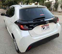 TOYOTA YARIS HATCHBACK G PACKAGE (1000cc)
Model 2021 and Registration 2024
Choice Registered “333”
4.5 Grade Auction Sheet Available & Attached 
Only 35,000 KM Import Mileage 
37,000 Driven Now
Only 1500 km driven locally 
Complete service history available 
Pearl White Color
Bumper to Bumper Original Guaranteed 100%
First Owner
Automatic transmission 
PUSH START
CLIMATE A/C 
APPLE CAR PLAY BLUETOOTH 
MULTIMEDIA STEERING
DIGITAL METER
RETRACTABLE MIRRORS
RADAR
ETC
Too Many Extras 
Leather Seats 
As Good as zero meter
EXCHANGE POSSIBLE WITH ANY CAR

For inspection
Available at SUPREME  CARS
Plot # 151/F,Under Imam heights,Shop no.1&2, Main Khalid Bin Walid Rd, Karachi, Sindh 75400

|  Premium Cars  |  Best Prices  |  Optimum Performance | 
#supremecarsgang