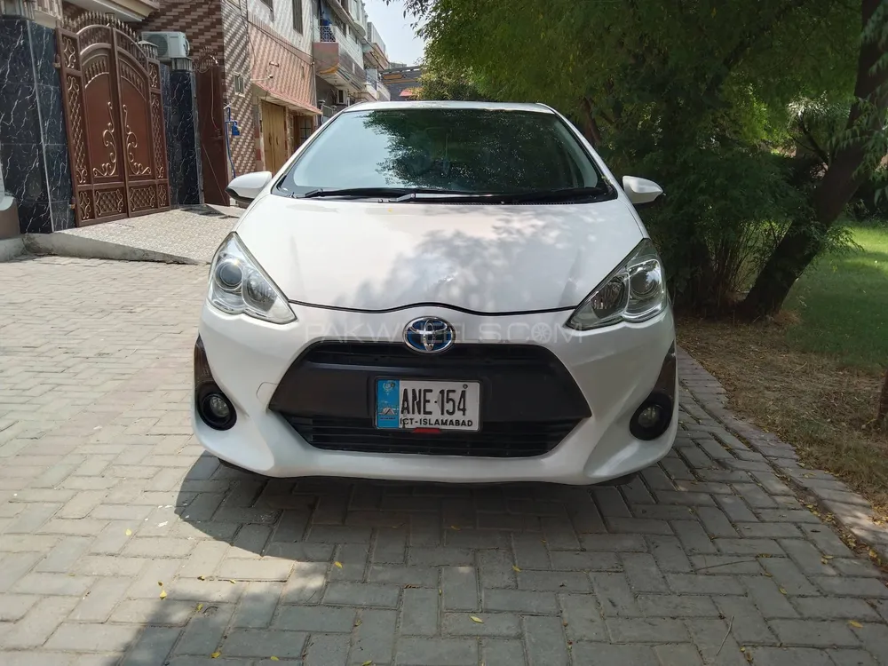 ٹویوٹا اکوا 2016 for Sale in پیر محل Image-1