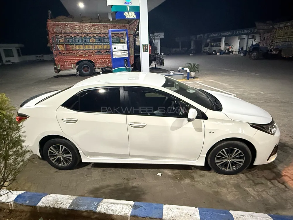 Toyota Corolla 2018 for Sale in Mandi bahauddin Image-1