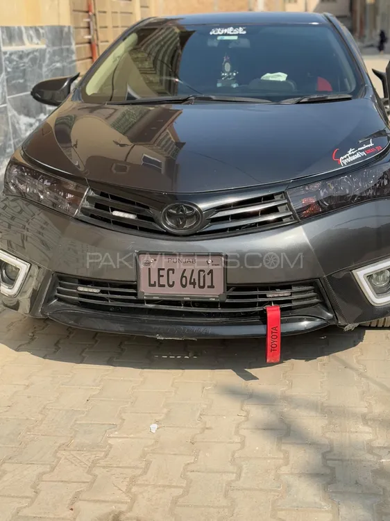Toyota Corolla 2017 for Sale in Peshawar Image-1