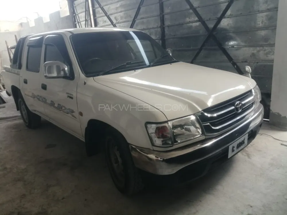 Toyota Hilux 1999 for Sale in Kohat Image-1