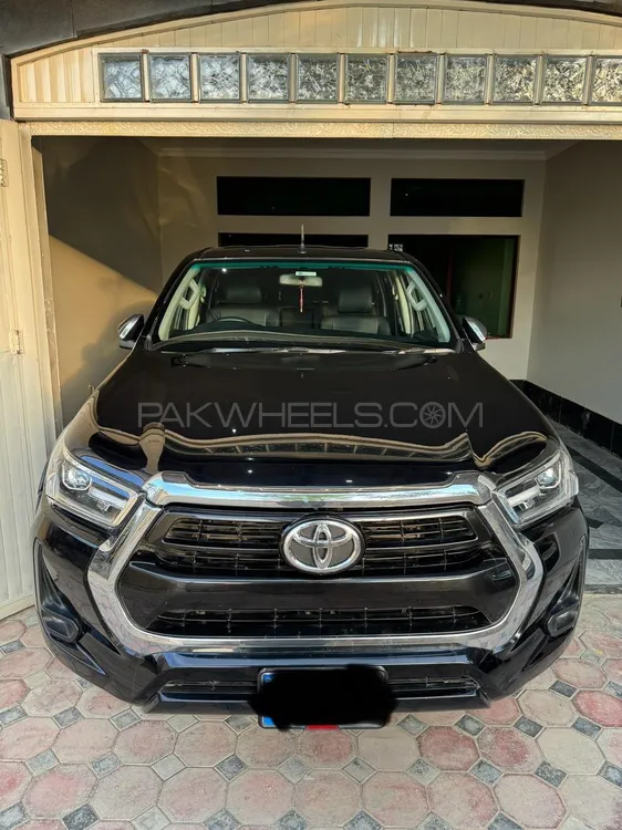 Toyota Hilux 2021 for Sale in Swat Image-1