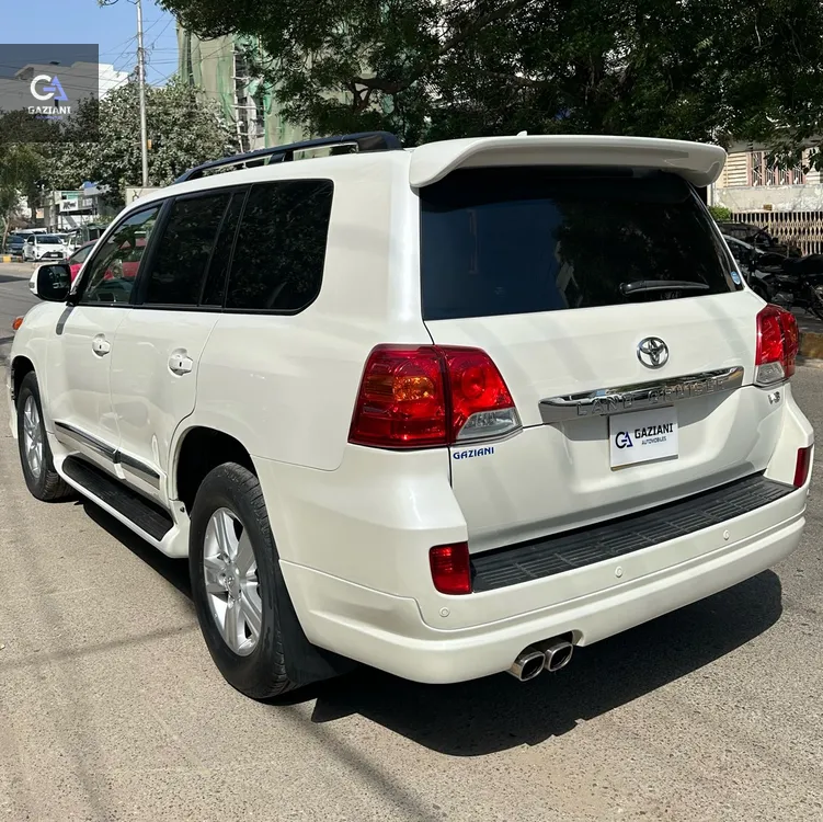 Toyota Land Cruiser 2013 for Sale in Karachi Toyota Land Cruiser 2013 for Sale in Karachi Image-4