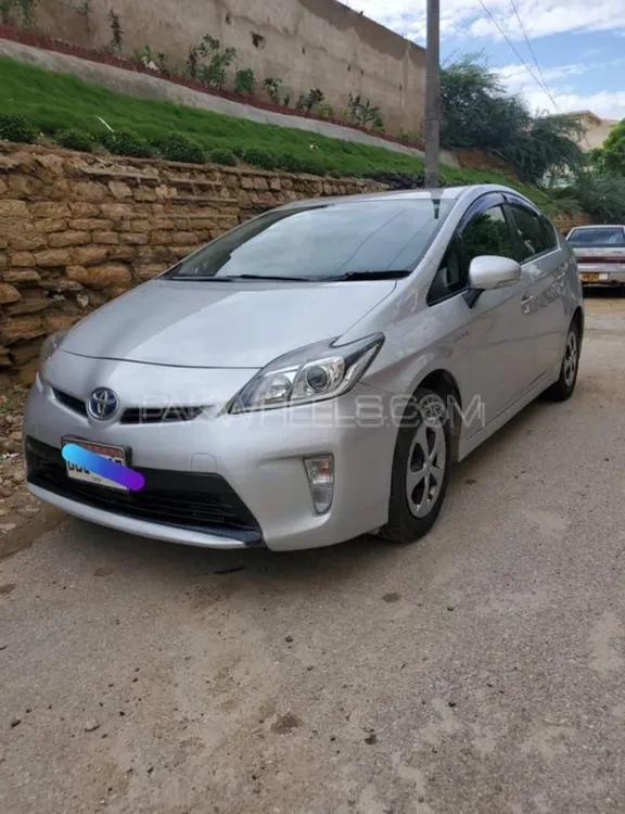 Toyota Prius 2014 for Sale in Karachi Image-1